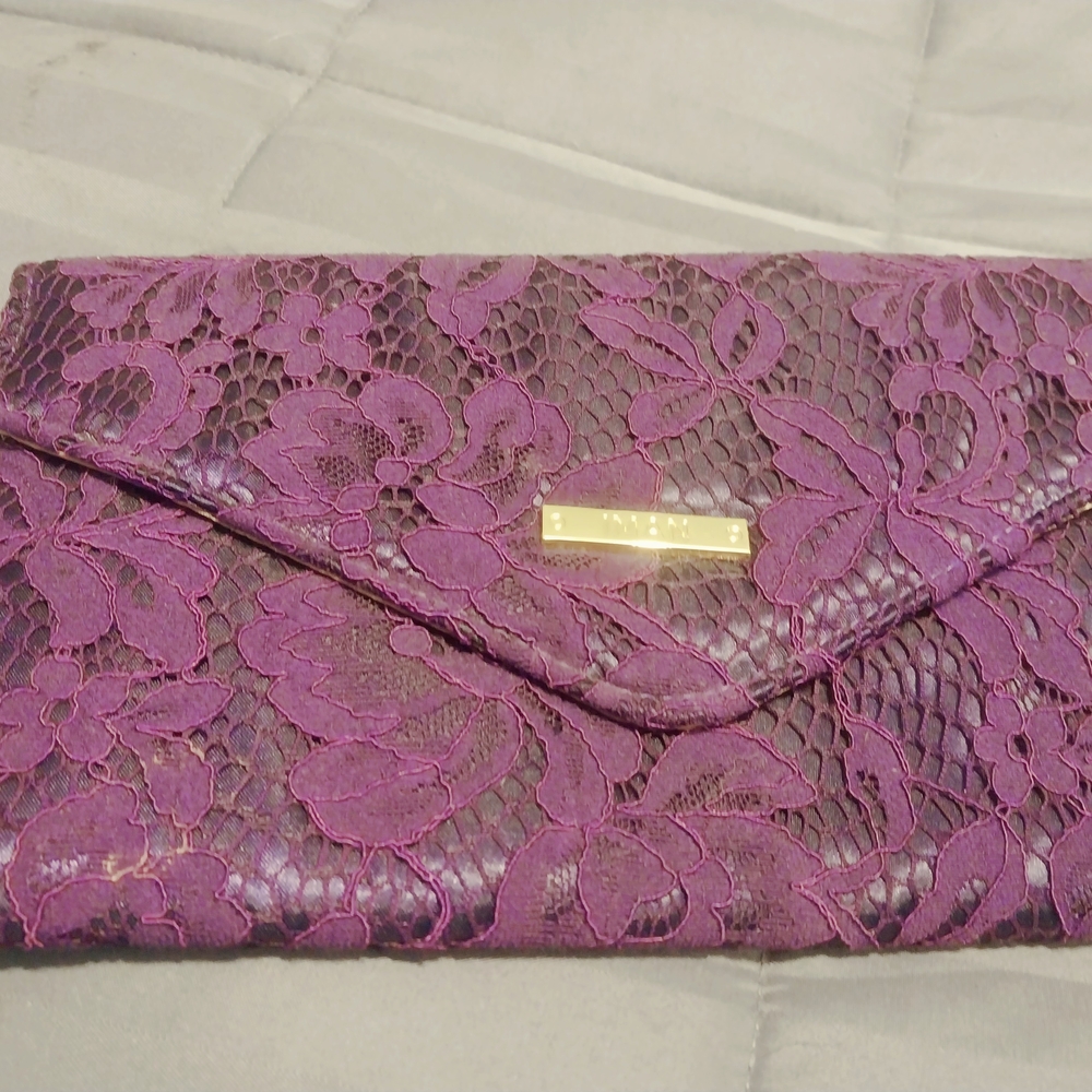 IMAN Elegant Purple Lace Clutch